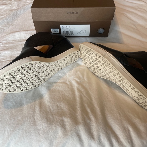 Linea Paolo Women’s Black Wedge Sneakers - Picture 3 of 7